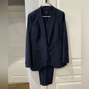 Banana Republic Navy Suit (Avery) Size 12
